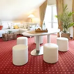 Suiten-hotel Mare Hotel 4*